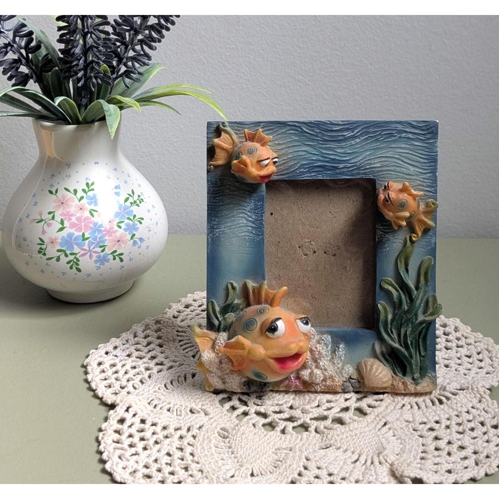 Vintage Tropical Fish Photo Frame 3D Resin Ocean Coastal Whimsical Decor